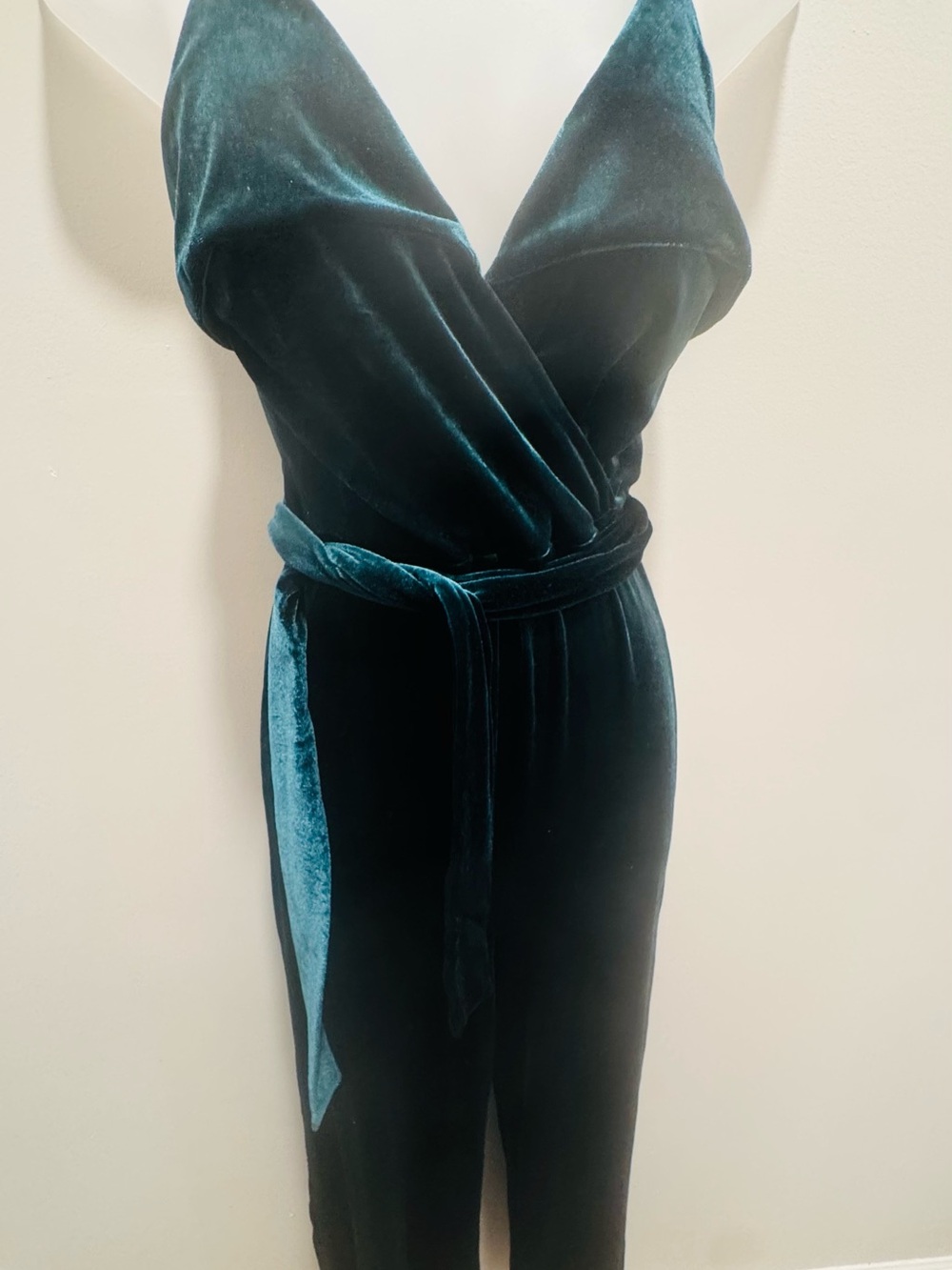 Lulus Velvet Wrap Jumpsuit in emerald green size S